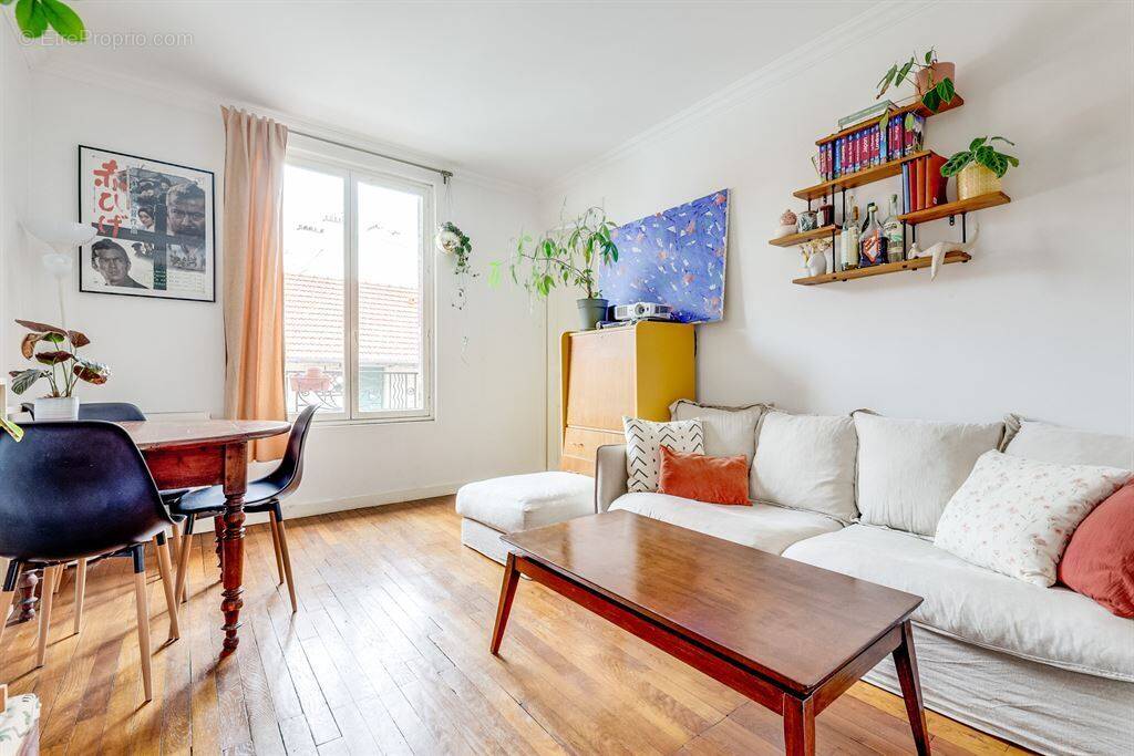 Appartement à PARIS-11E
