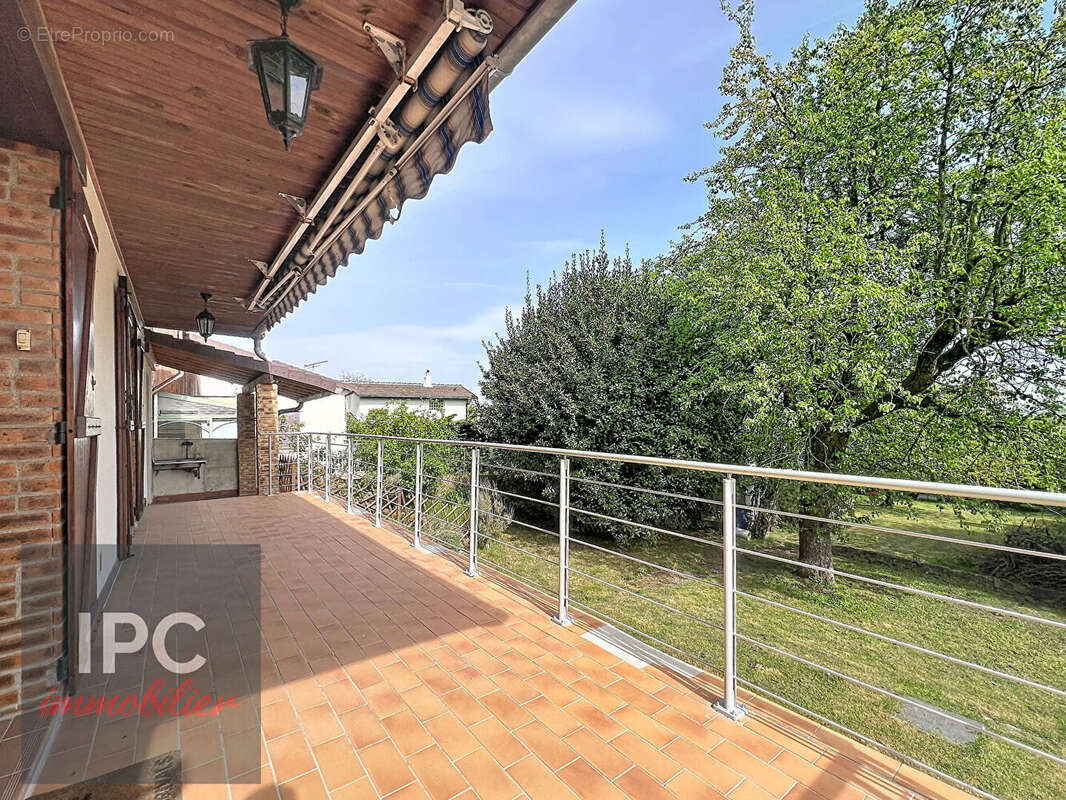 Maison à SAINT-DENIS