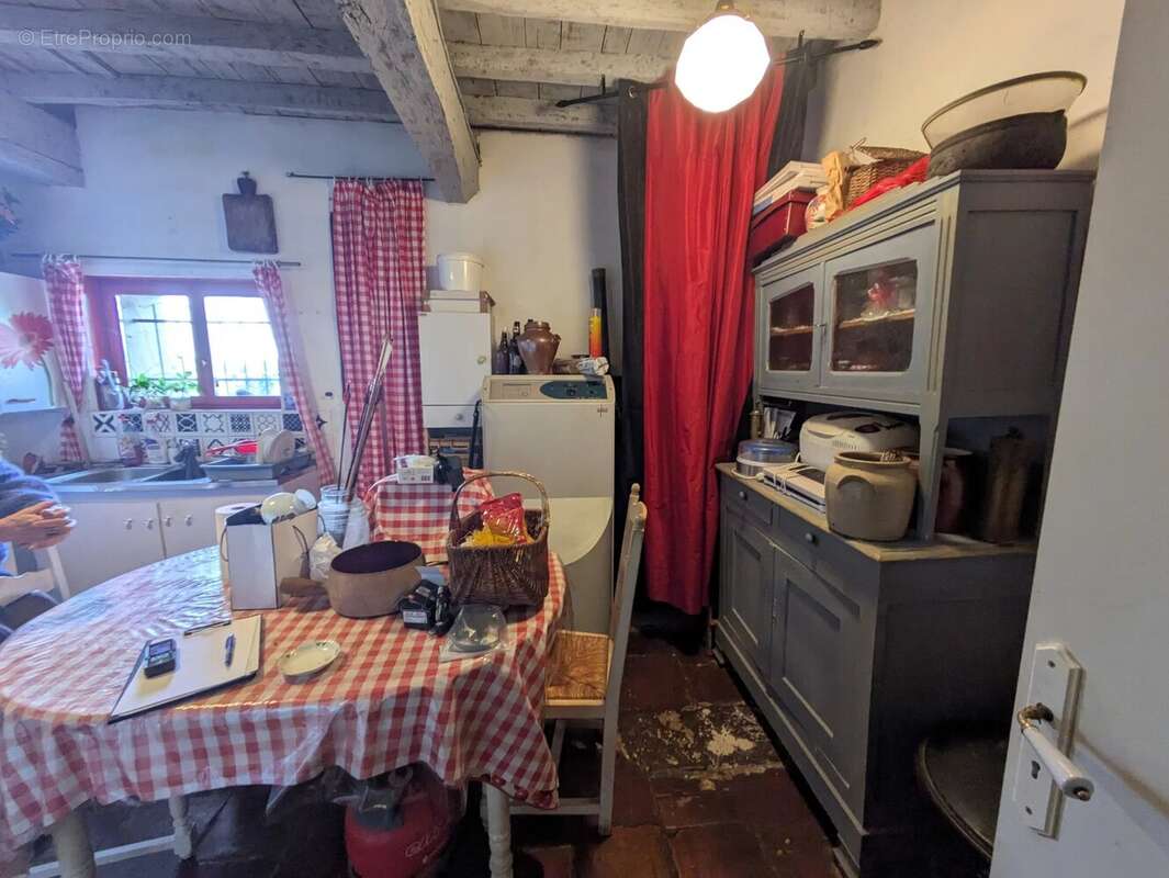 Maison à SAINT-NICOLAS-DE-LA-GRAVE