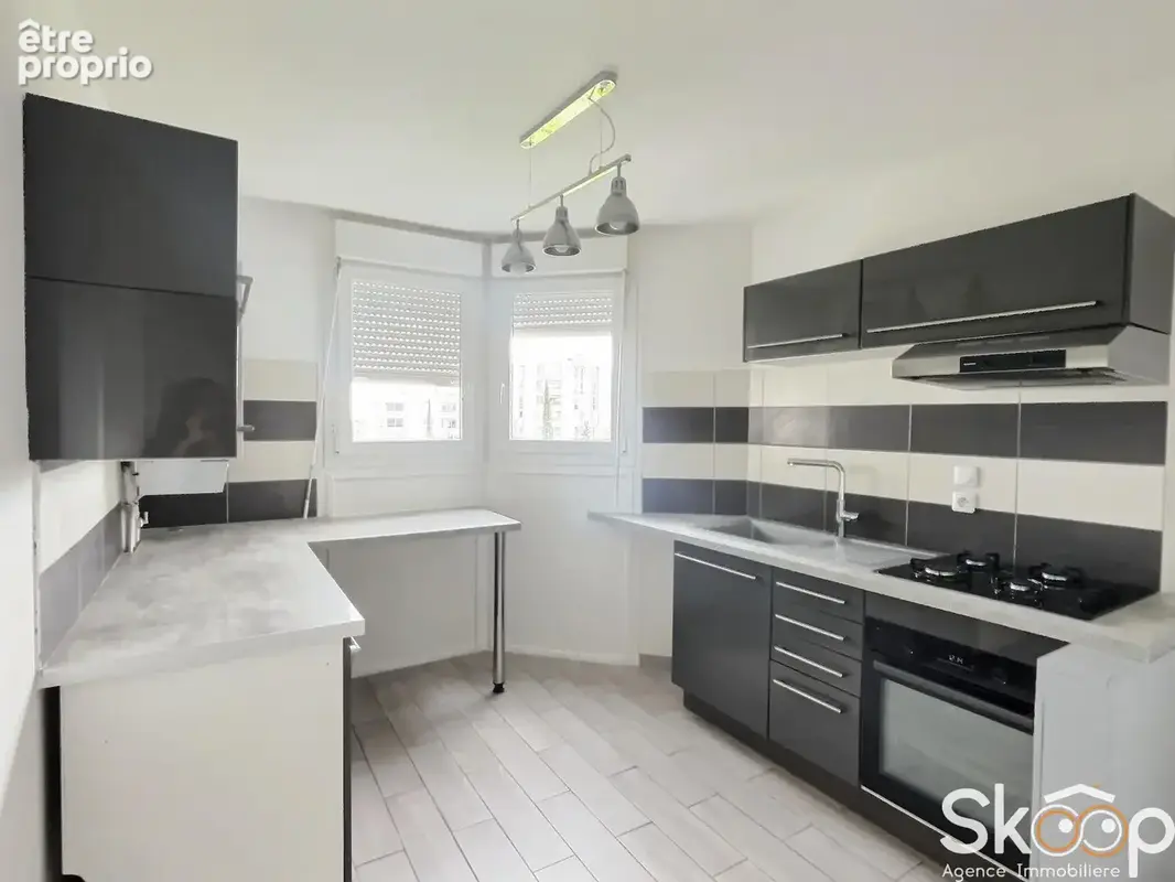 Appartement 5 pièces avec loggia et parkings montpellier estanove - photo 3