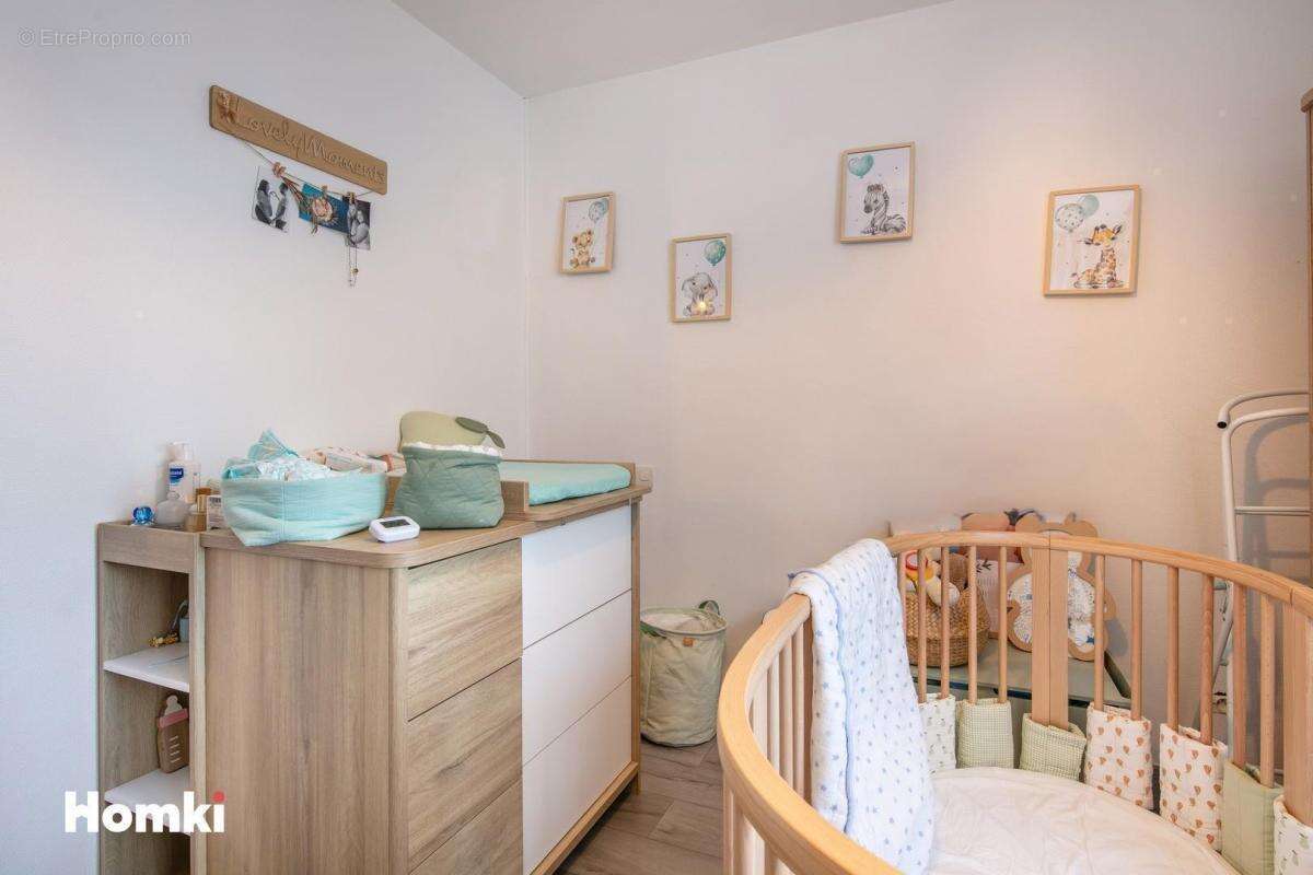 Appartement à FONTAINE