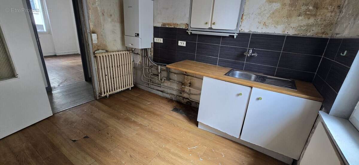 67 m² à l'Arsenal : Un potentiel immense à transformer selon vos envie - photo 2