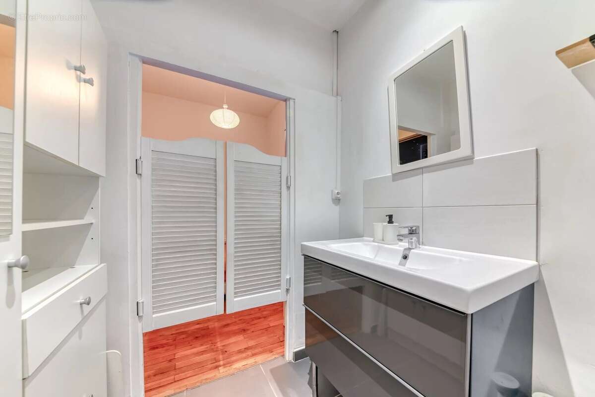 T2 bis villeurbanne – 45,47 m² – rénové – cachet de l’ancien - photo 9