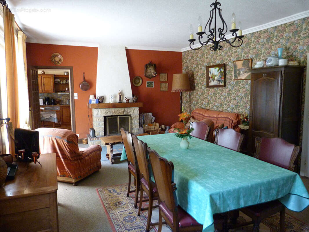 Maison à LE PERTRE
