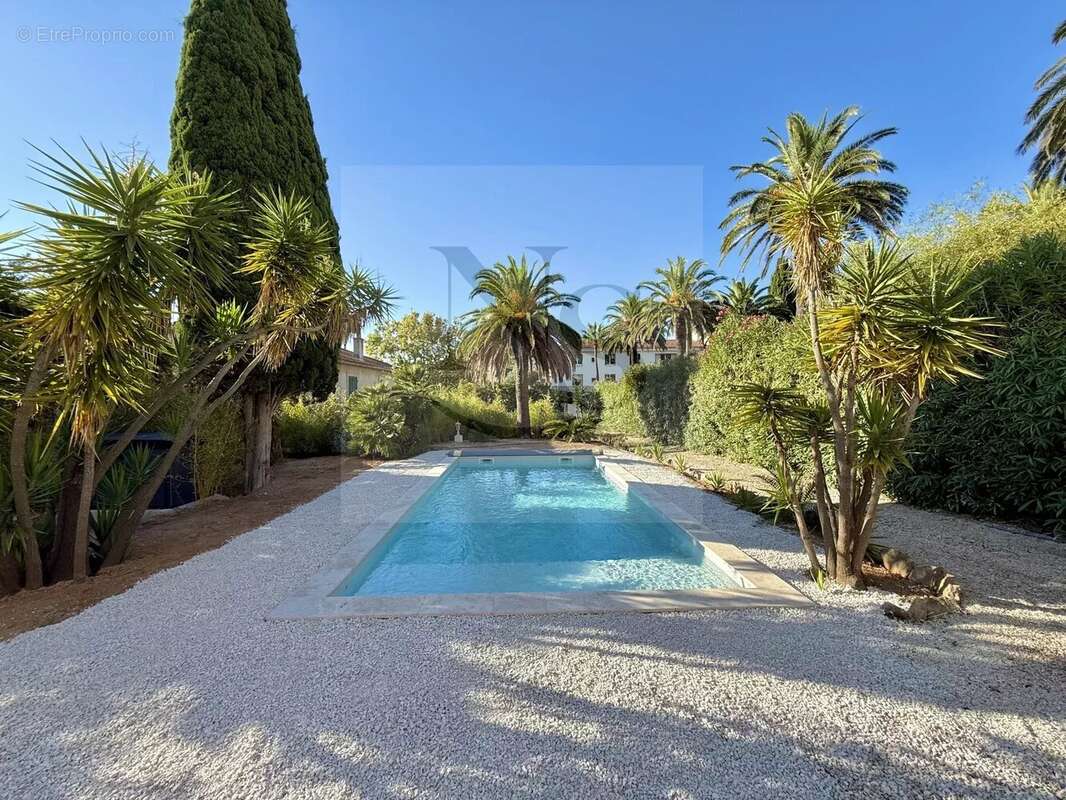 Maison à SANARY-SUR-MER