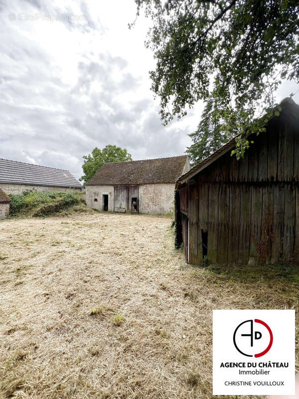 Maison à LES BORDES