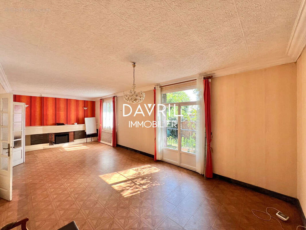 Maison à CONFLANS-SAINTE-HONORINE