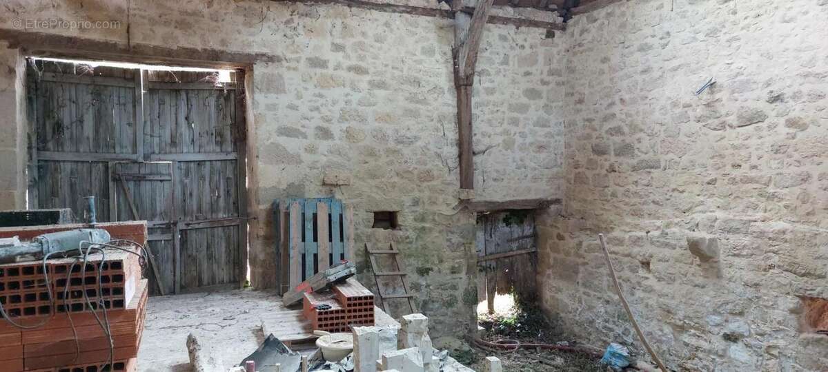 Maison à BADEFOLS-D'ANS