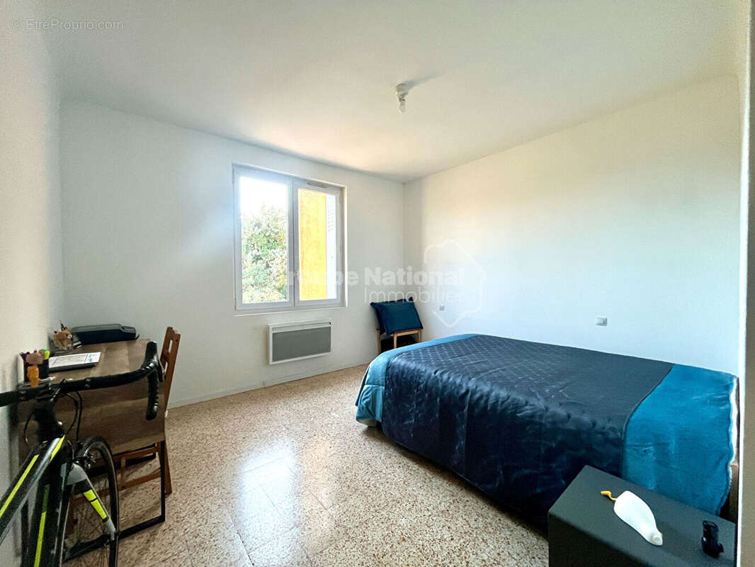 Appartement à NOVES