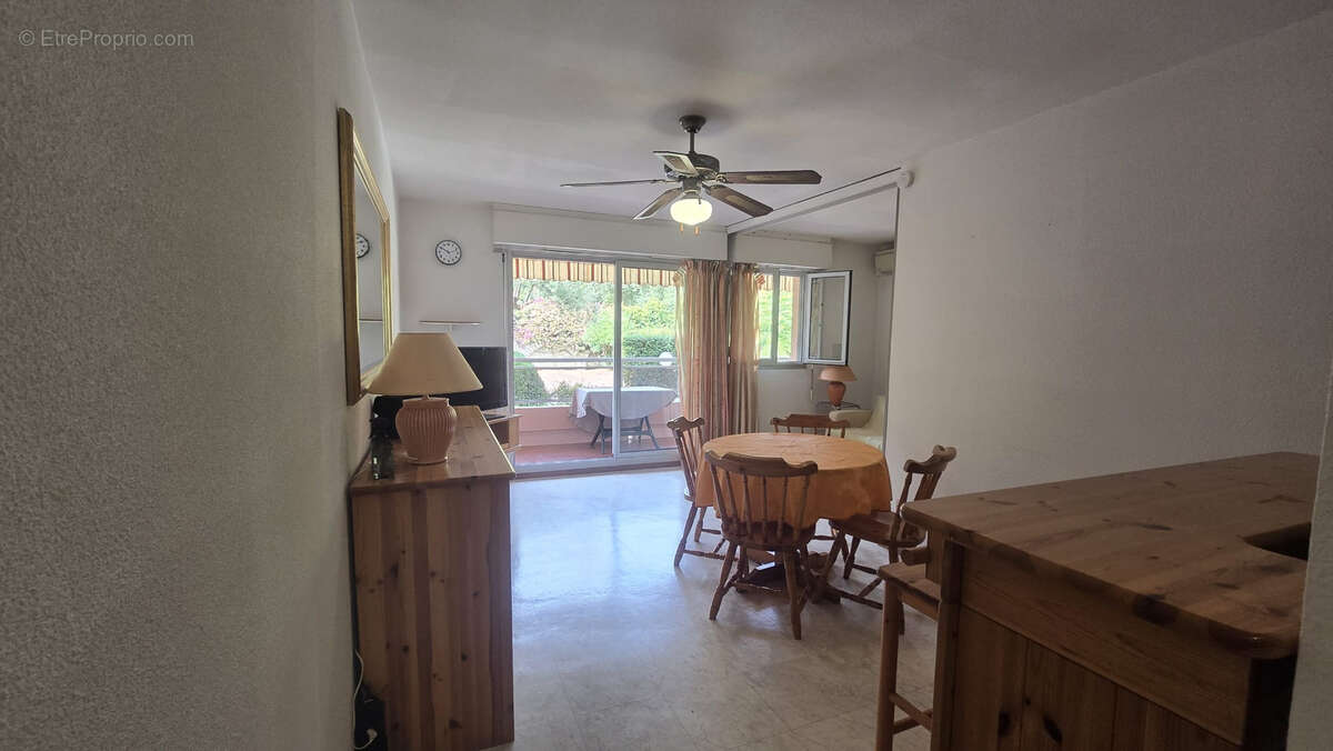 Appartement à ROQUEBRUNE-CAP-MARTIN