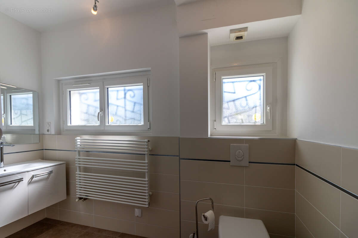 Maison à FONTCOUVERTE