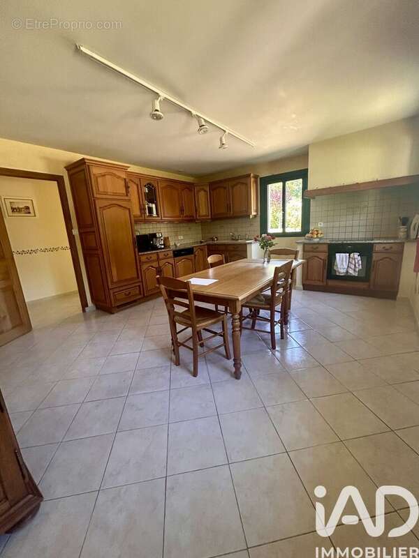 Maison 127 m² à Montpezat-De-Quercy  - photo 4