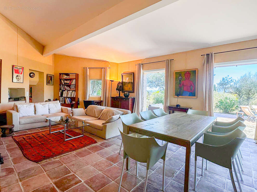 Maison à SAINT-PAUL-EN-FORET