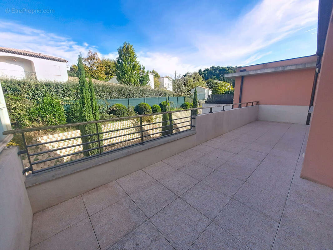 Appartement à MARSEILLE-12E