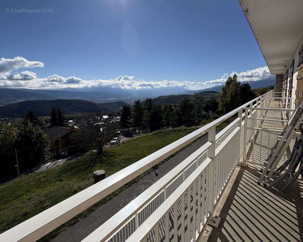 Appartement à FONT-ROMEU-ODEILLO-VIA