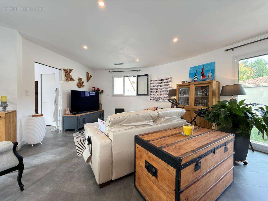 Maison à SAINT-SULPICE-DE-ROYAN