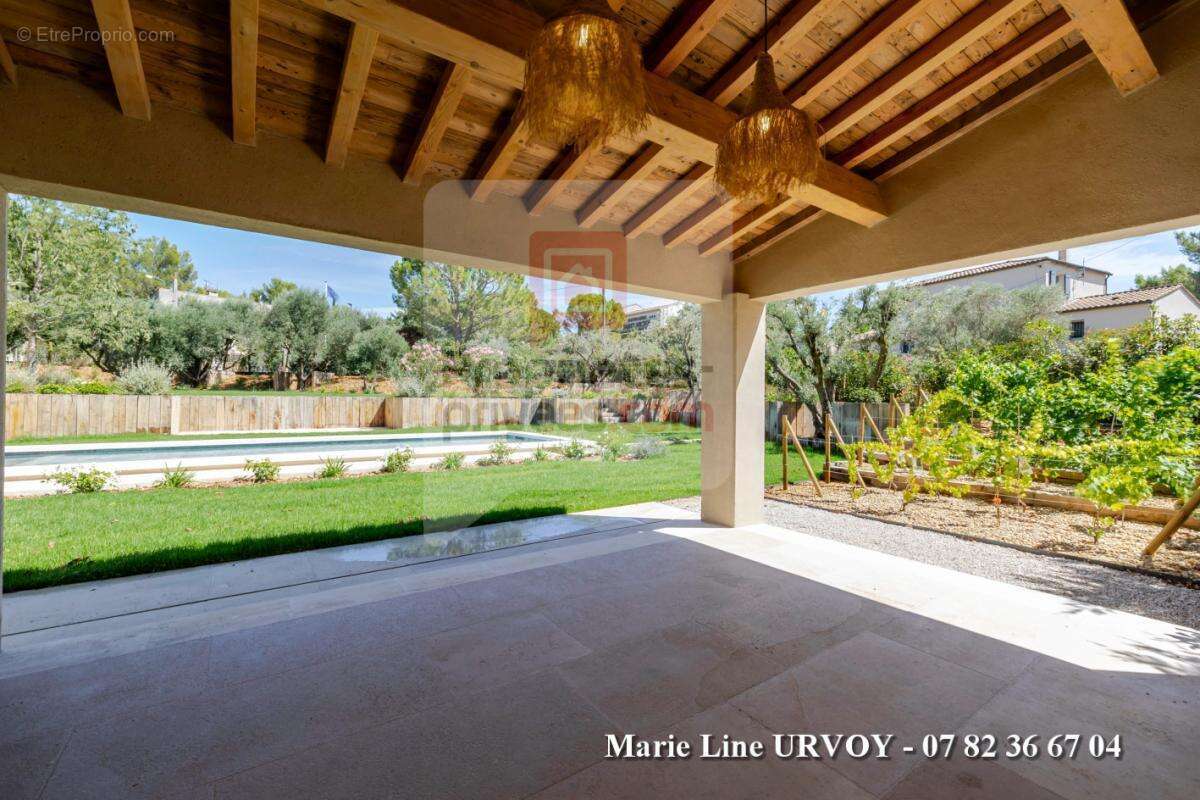 Maison à MAUSSANE-LES-ALPILLES