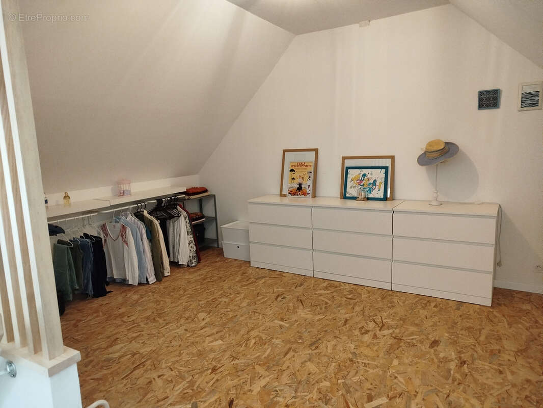 Maison à SAINT-PIERRE-DE-MAILLE