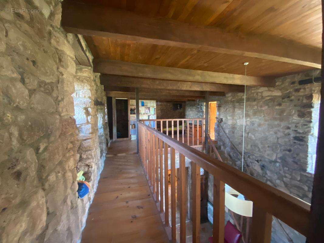 Maison à LABLACHERE