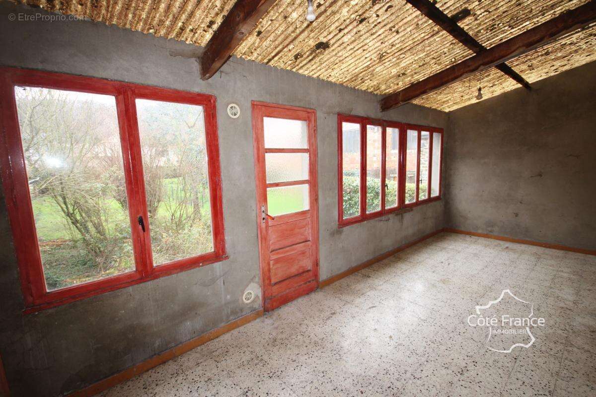 Maison à VIREUX-MOLHAIN