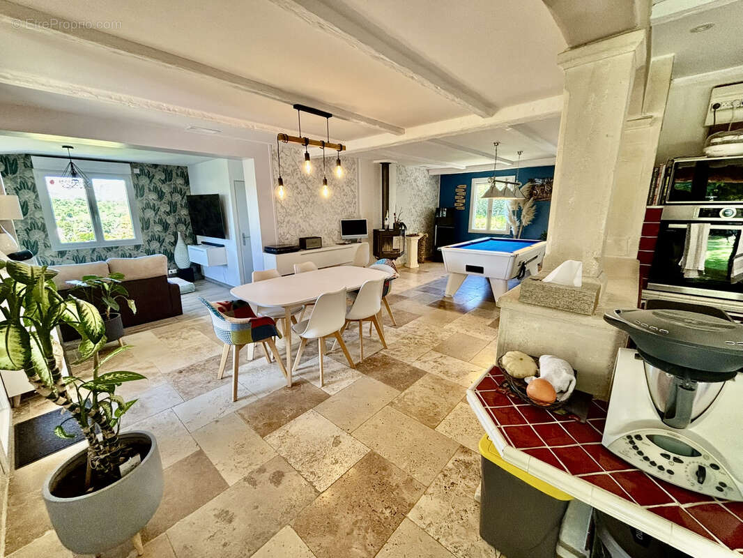 Maison à MALAUCENE