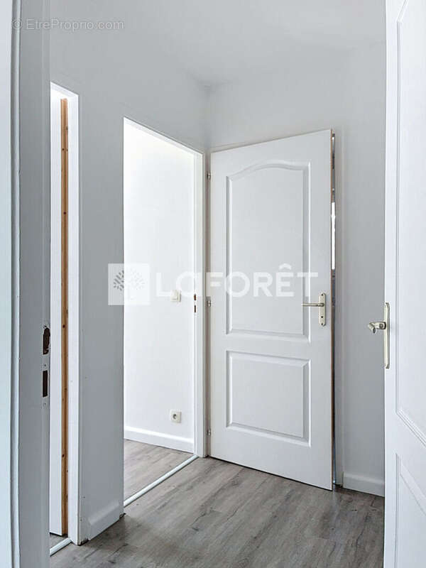 Appartement à CHALLES-LES-EAUX