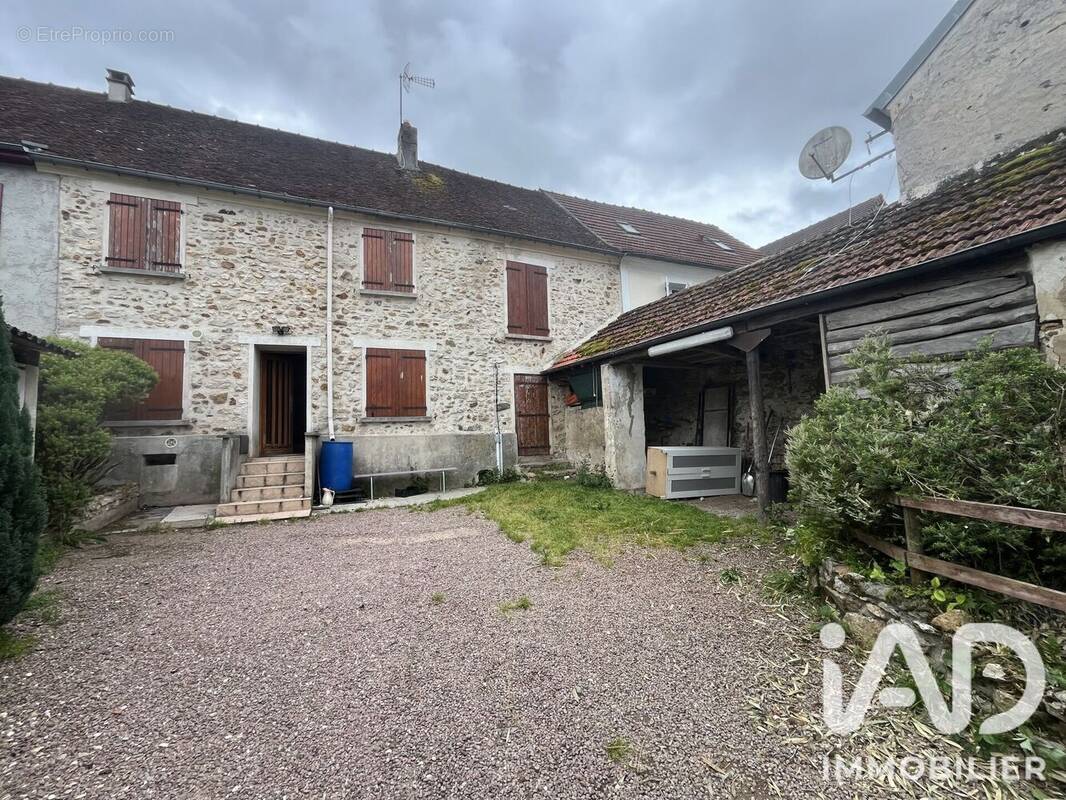 Photo 1 - Maison à NOGENTEL