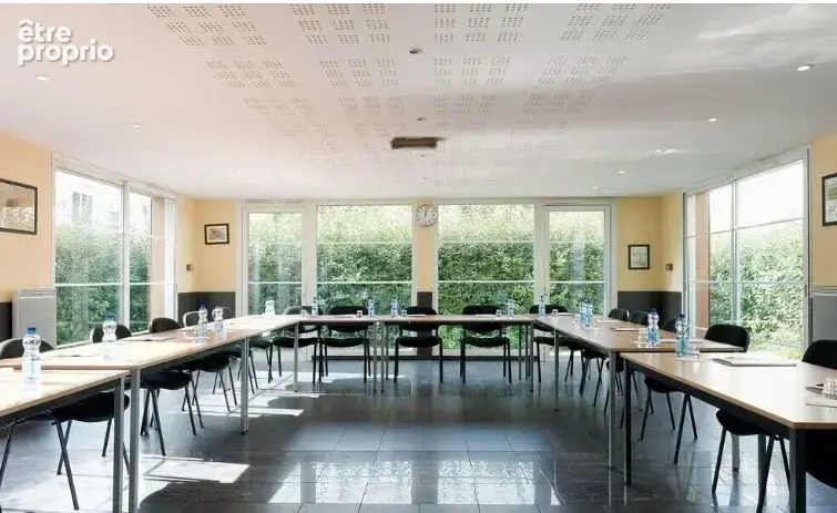 INVESTISSEMENT LOCATIF  Andilly  Résidence d'Affaires Les Hauts d'Andilly  6.73% de rentabilité - photo 8