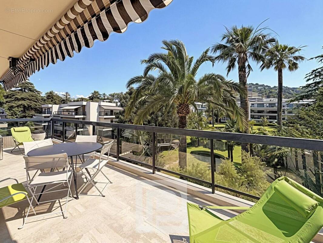 Appartement à CANNES