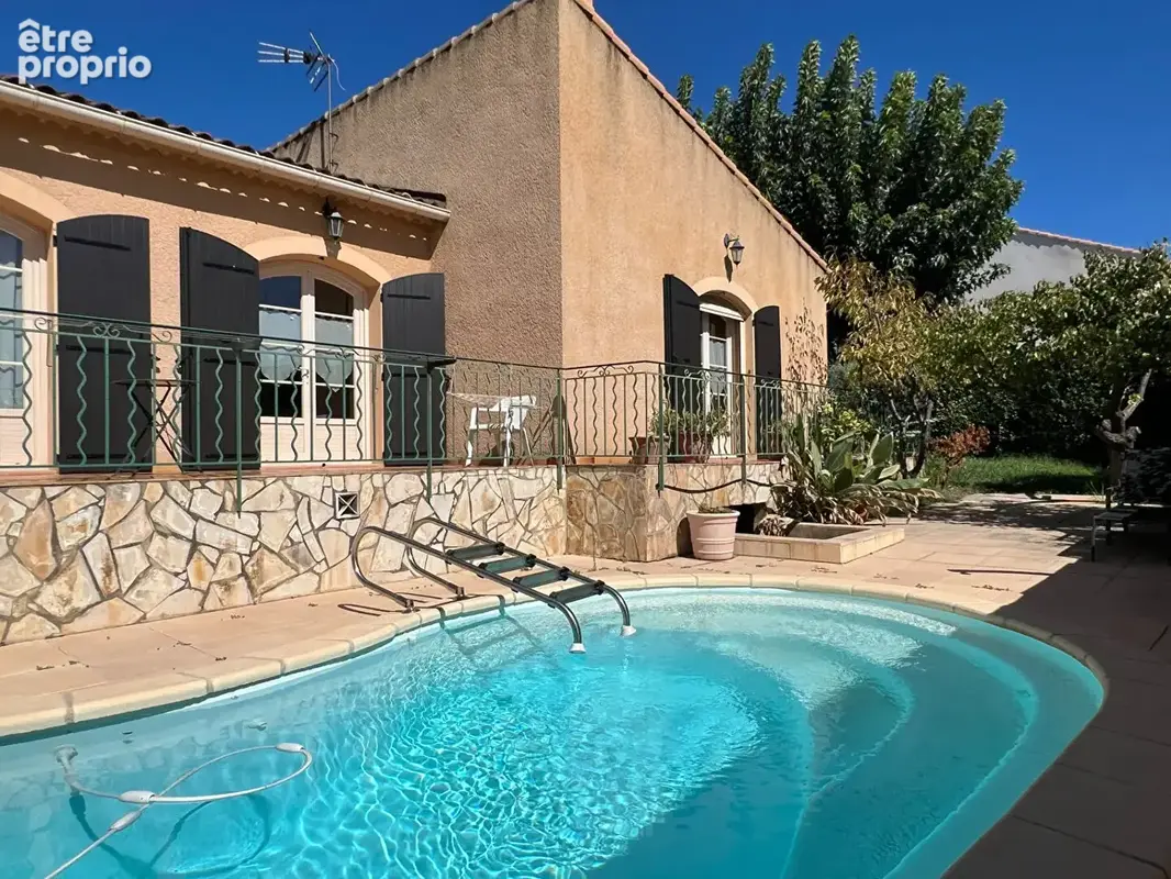 Maison de 180 m² de plain-pied T6  avec garage, piscine à MARSEILLE 13013 - photo 3