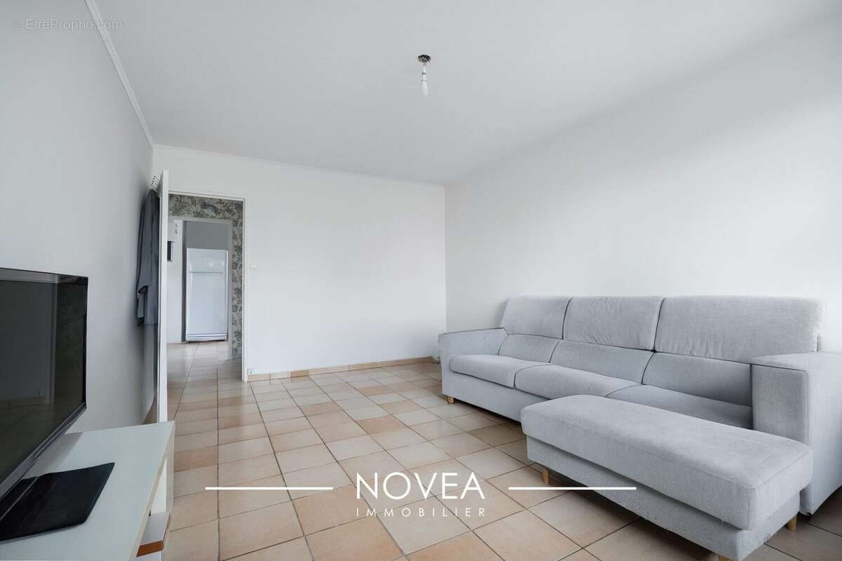 Appartement à RILLIEUX-LA-PAPE