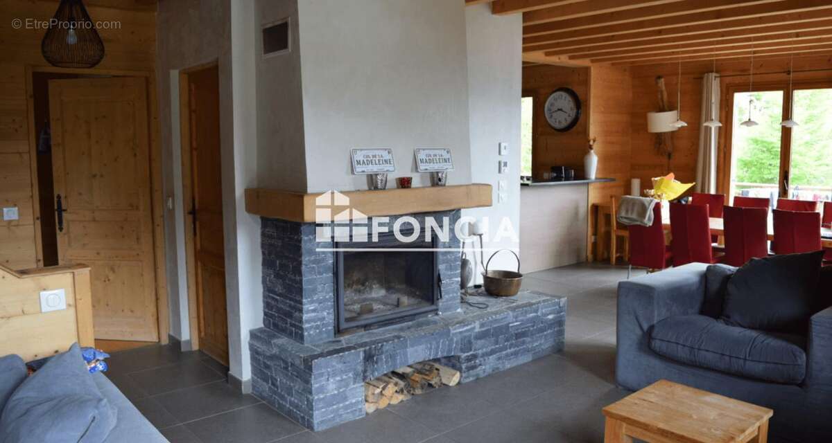 Un chalet d’exception, alliant charme authentique et confort - photo 2