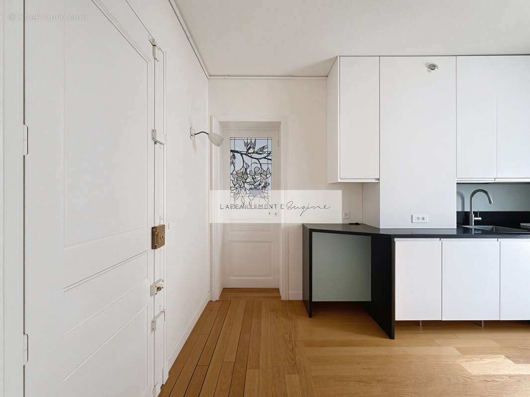 Appartement à PARIS-11E