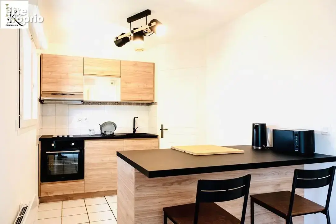 Appartement 63 m² à Bruges  - photo 2