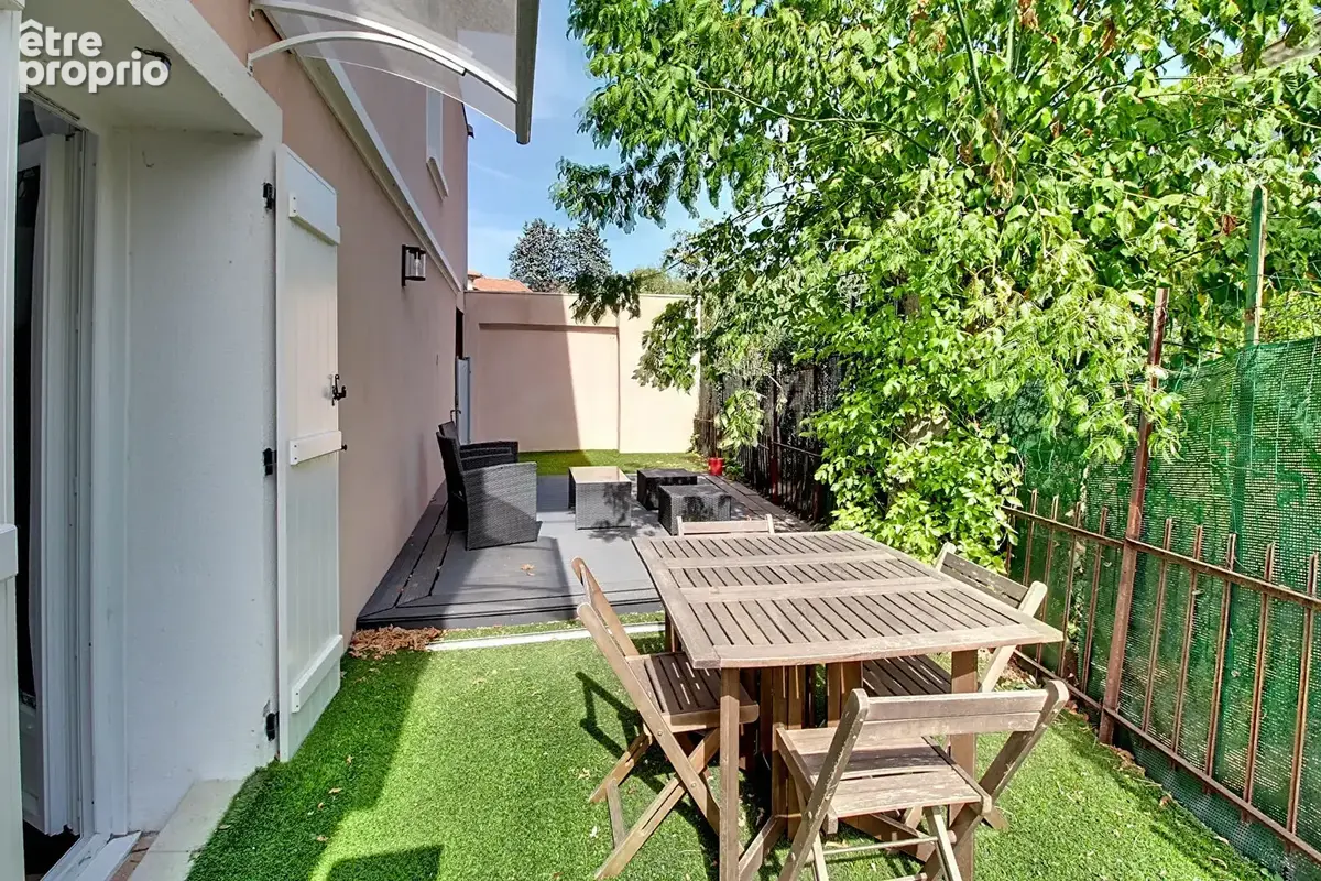 A VENDRE EN EXCLUSIVITE ! Appartement STUDIO 30,14 m² à Draguignan avec terrasse et parking - photo 3
