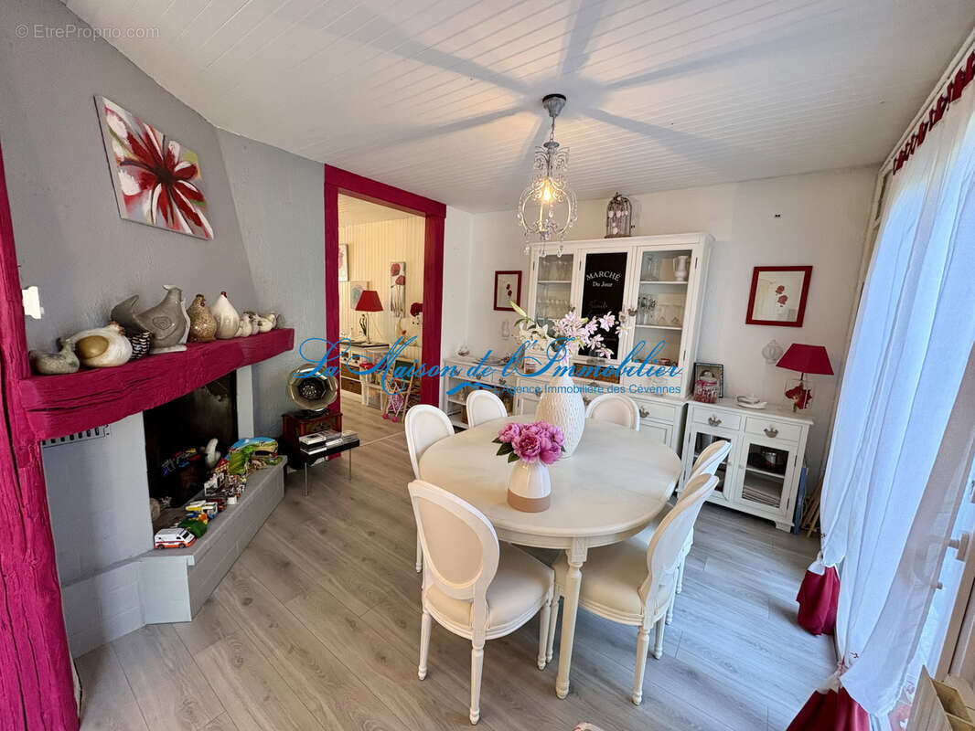 Maison à SALINDRES