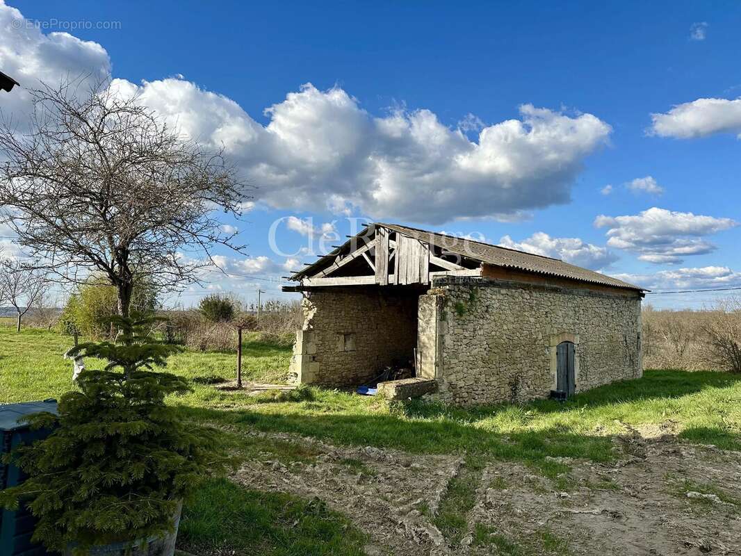Maison à MONSEGUR