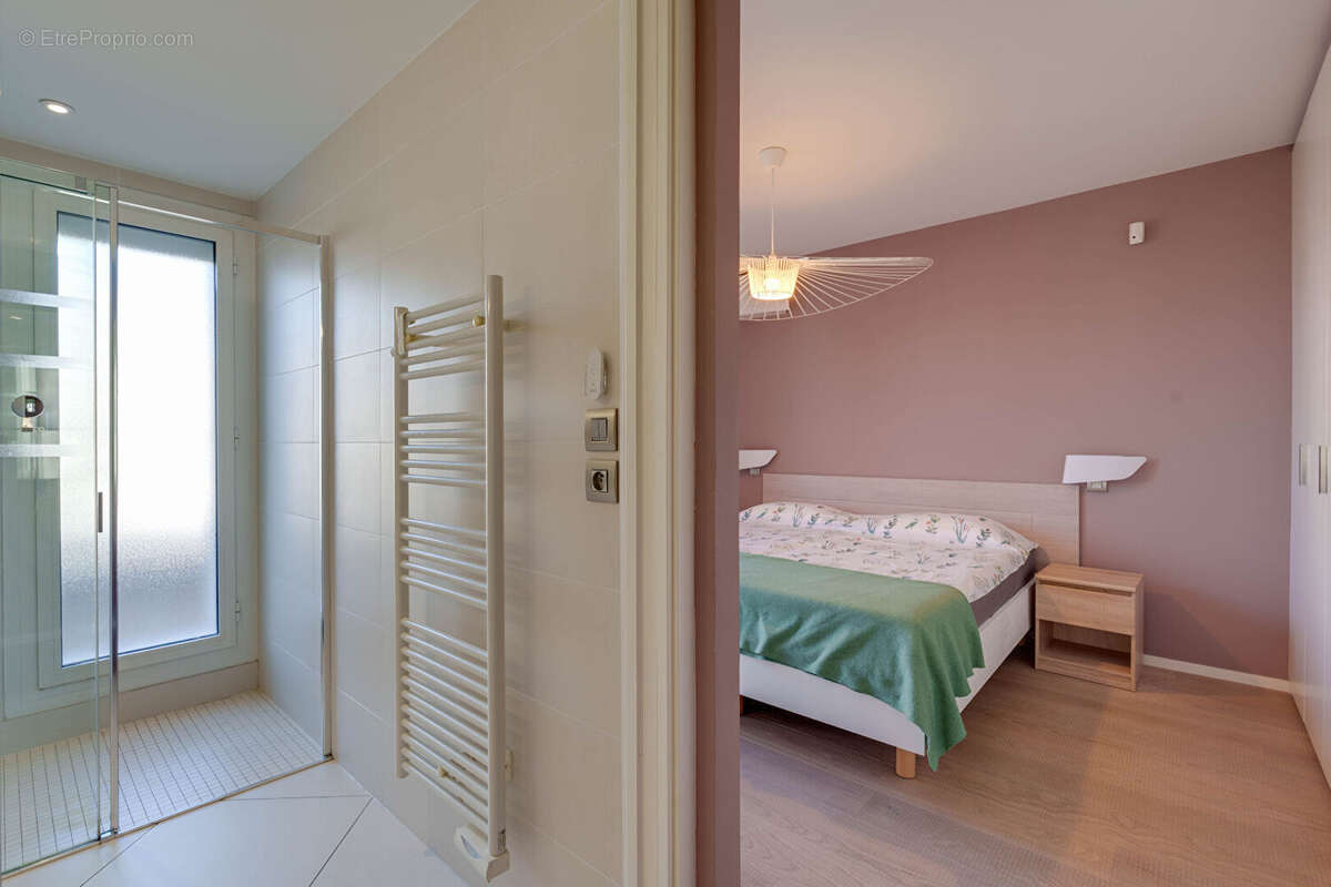 Appartement Evian Les Bains 3 pièces de 105,68m² proche centre-ville et embarcadère - photo 3