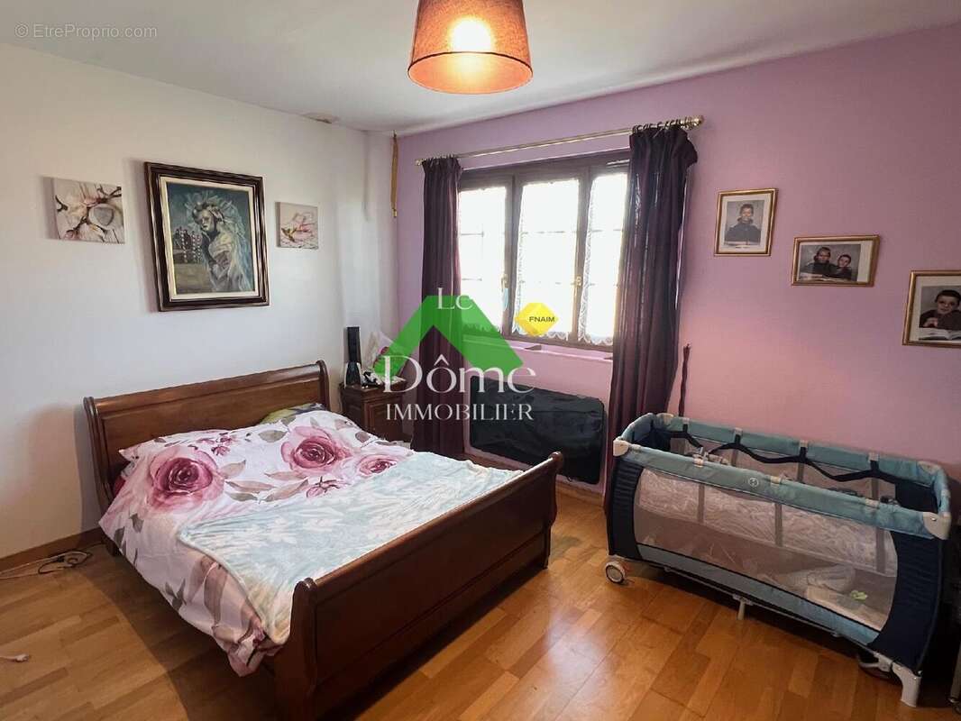 Maison à SAINTE-GENEVIEVE