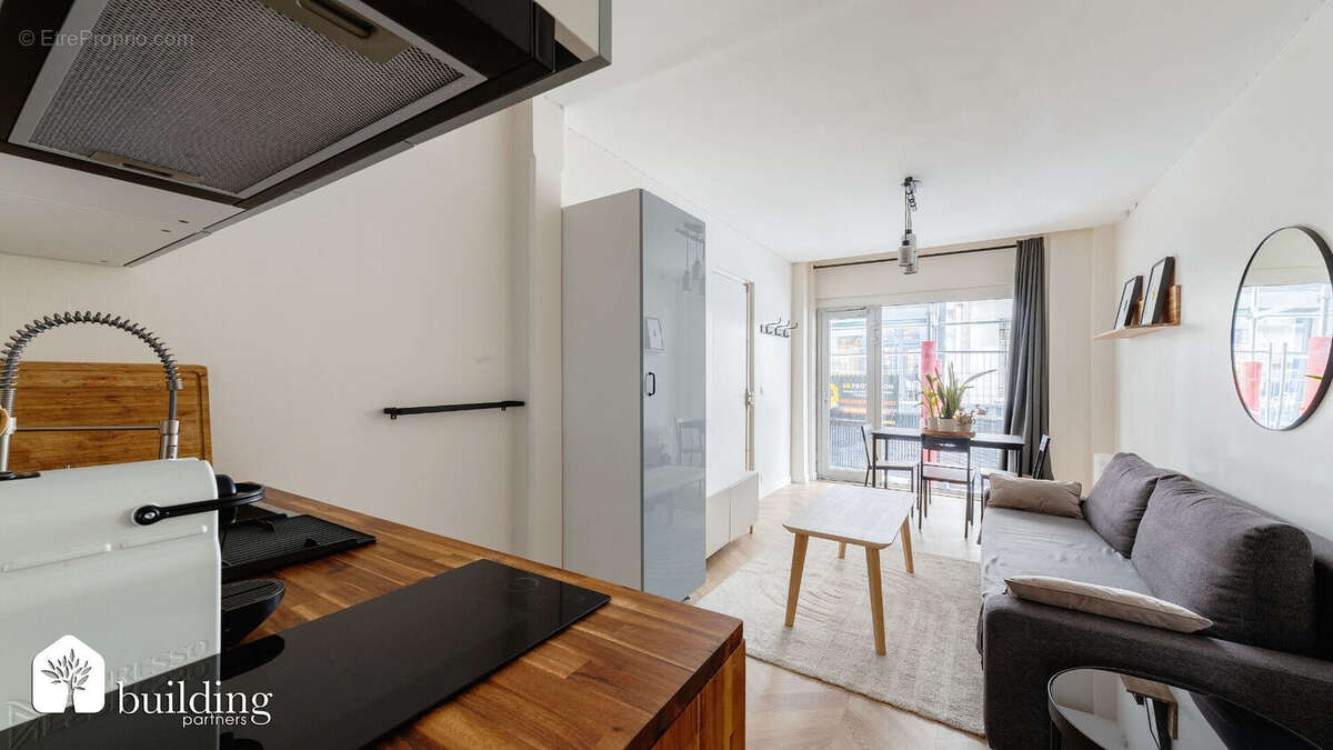 Appartement à PARIS-17E