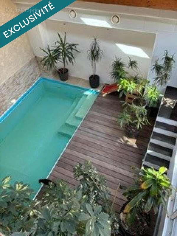 Maison 225 m² à Cons-La-Grandville  - photo 7