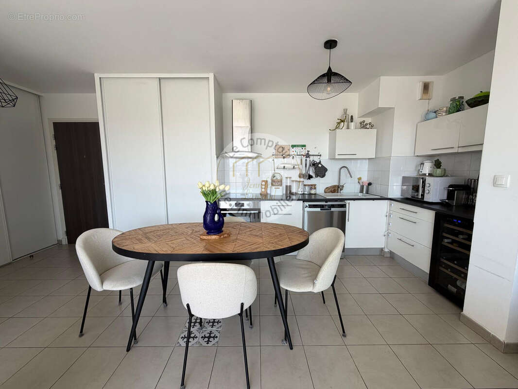Appartement à MARSEILLE-9E