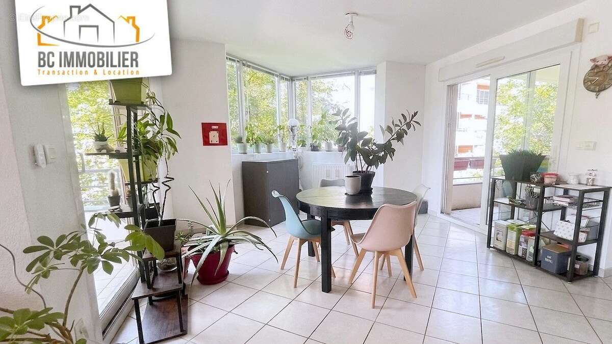 Appartement à FERNEY-VOLTAIRE