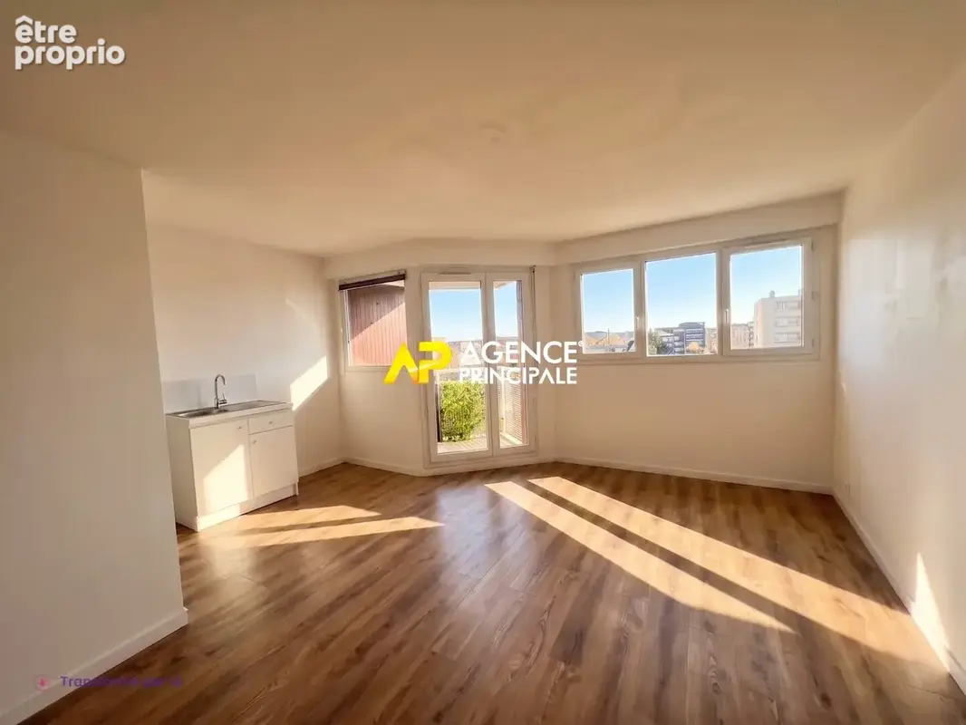 Photo Appartement à Argenteuil au prix de 99 000€