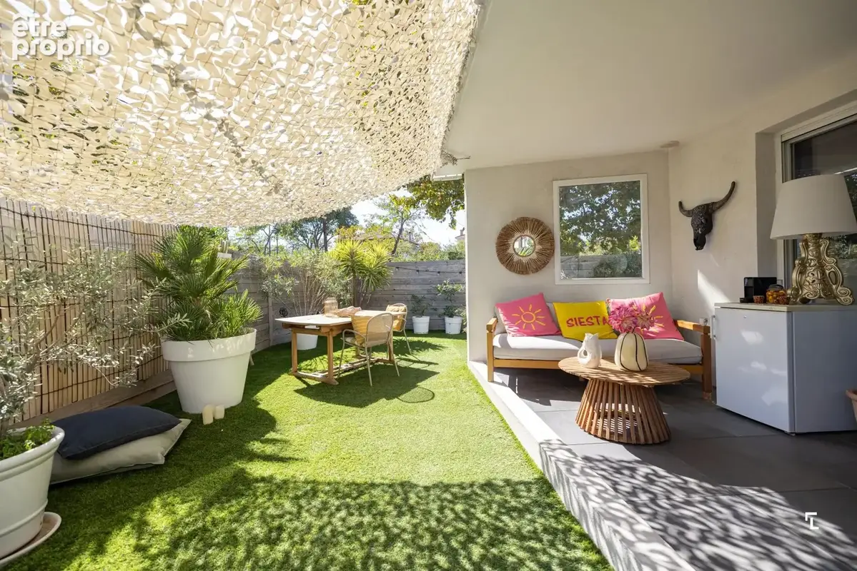Appartement à MARSEILLE-9E