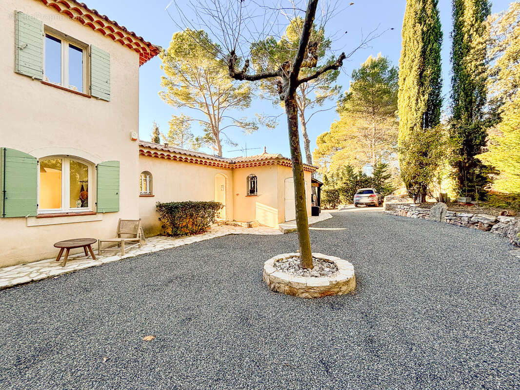 Maison à DRAGUIGNAN