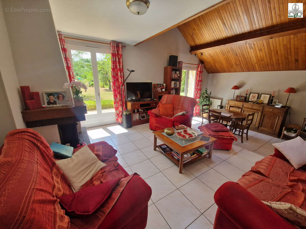 Maison 142 m² à Demigny  - photo 4