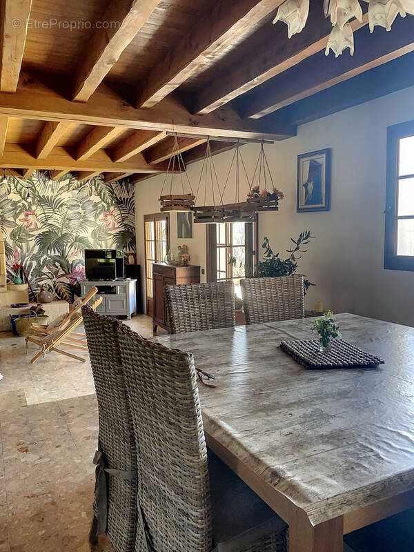 Maison à GRUN-BORDAS