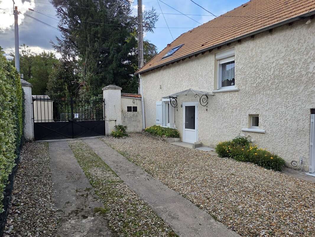 Appartement à SAINT-CHERON