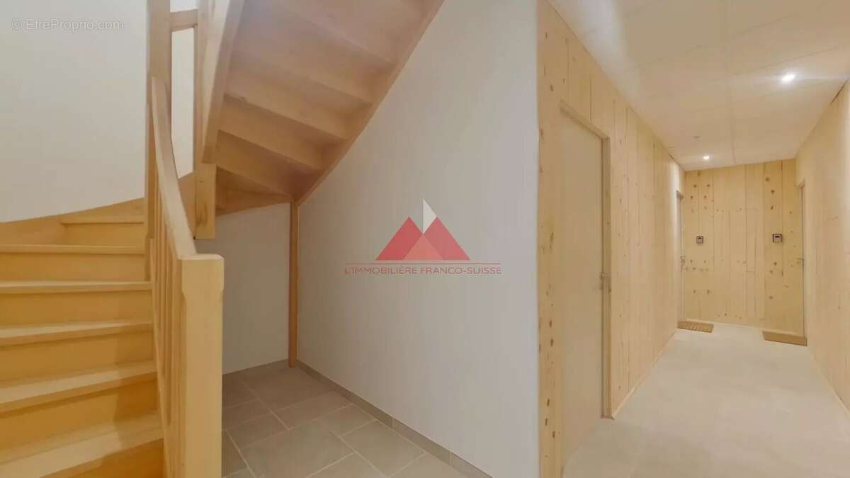 Appartement à LAC-DES-ROUGES-TRUITES